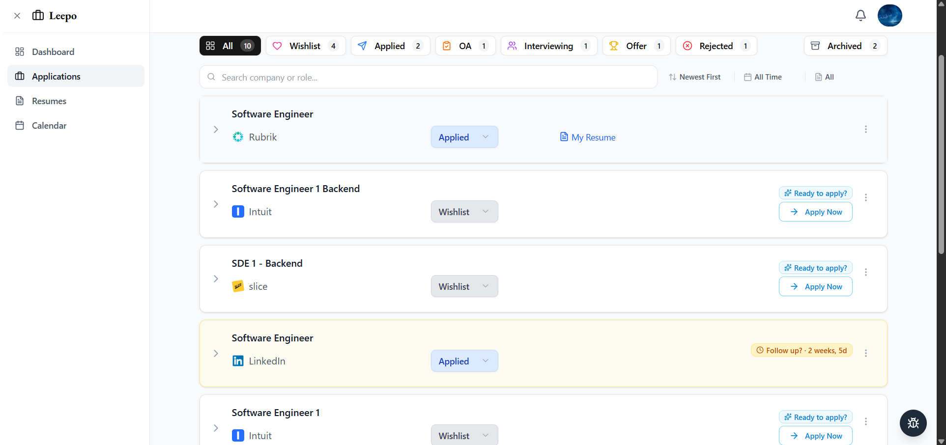 Leepo job tracking view showing application statuses and progress across roles